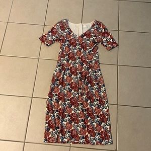 Midi length dress with pockets